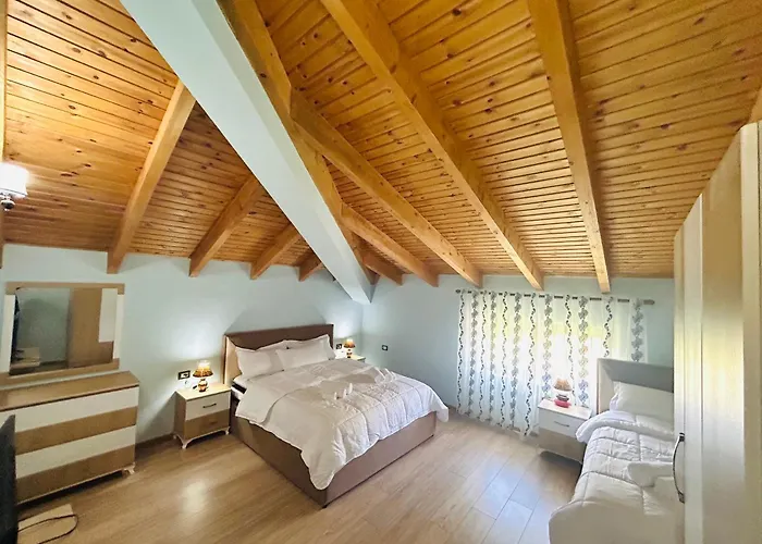 Bashllari Maison d'hôtes Zvarisht